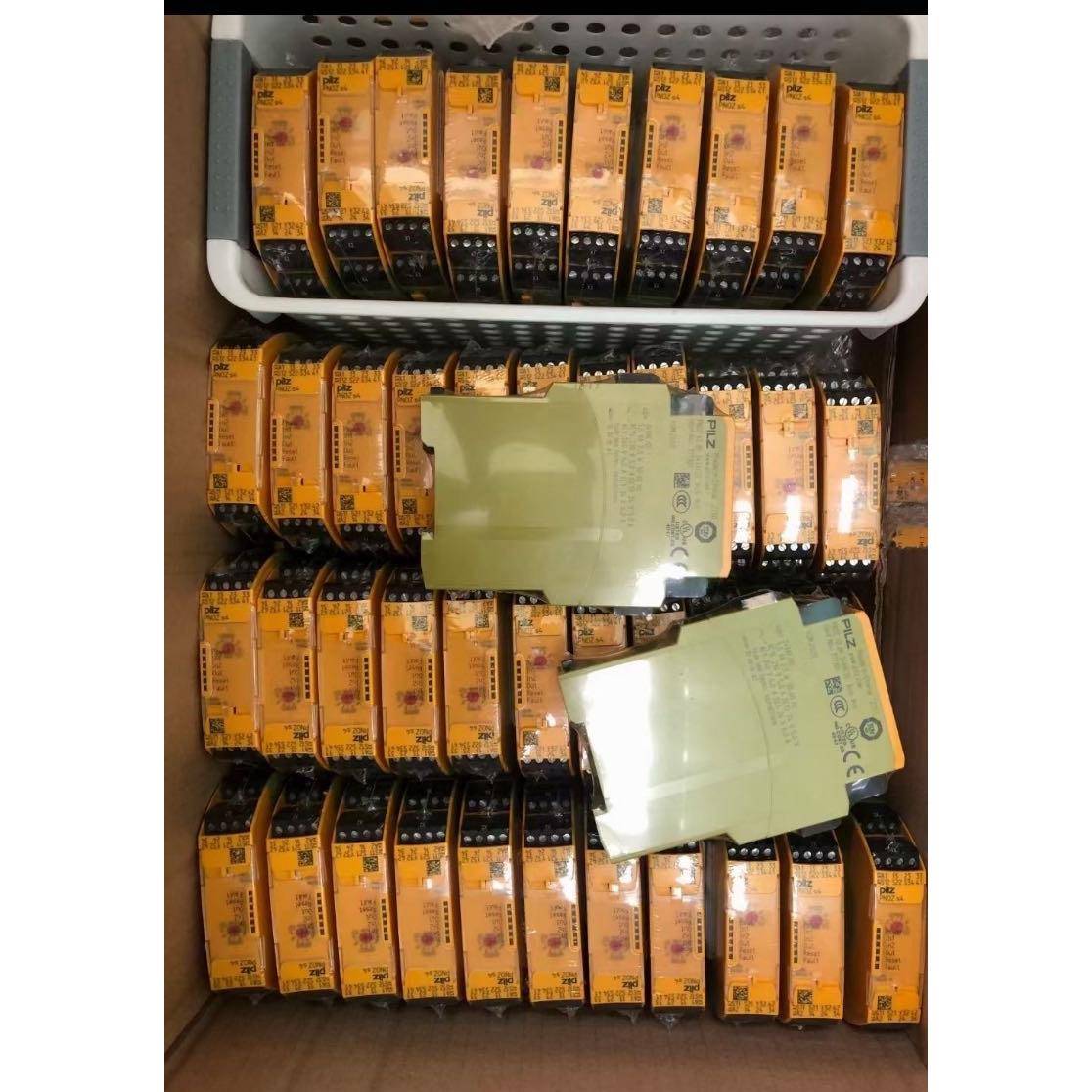 皮尔兹安全继电器Pilz777301774131s3s4s5x1pe7p