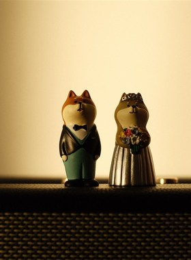 浪漫甜蜜婚礼新郎新娘柴犬夫妇公仔可爱狗桌面摆件情侣礼物伴手礼