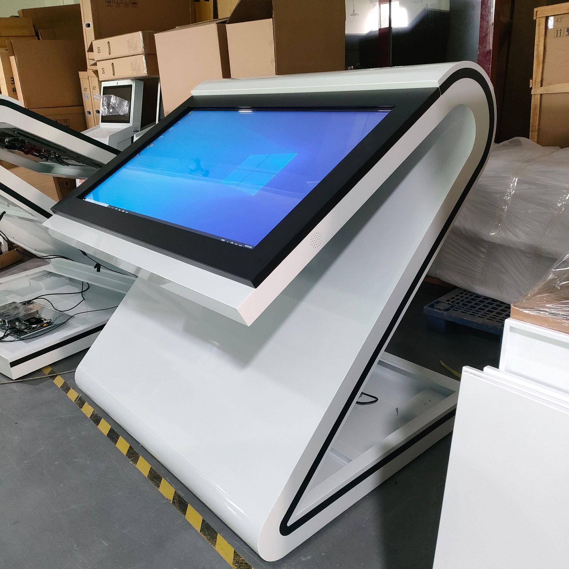 55寸S型立式触摸屏一体机智能导购查询终端红外电脑触摸显示屏