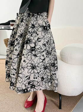 橘芷2024早秋植绒半裙女重工小众复古法式高腰中长款A字裙1572