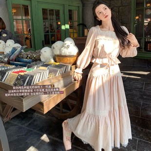 渔小平 飞花令 精致乖乖独特上衣超好看套装秋时尚半身裙两件套