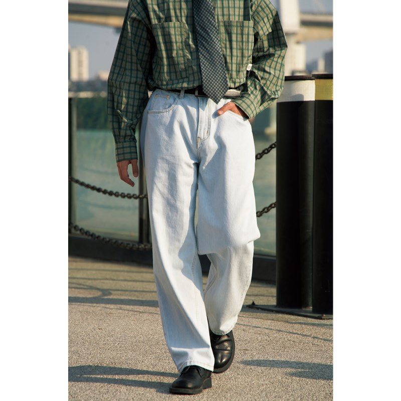 何记港风/咱家牛仔裤不多说 浅蓝直筒高腰牛仔阔腿长裤男