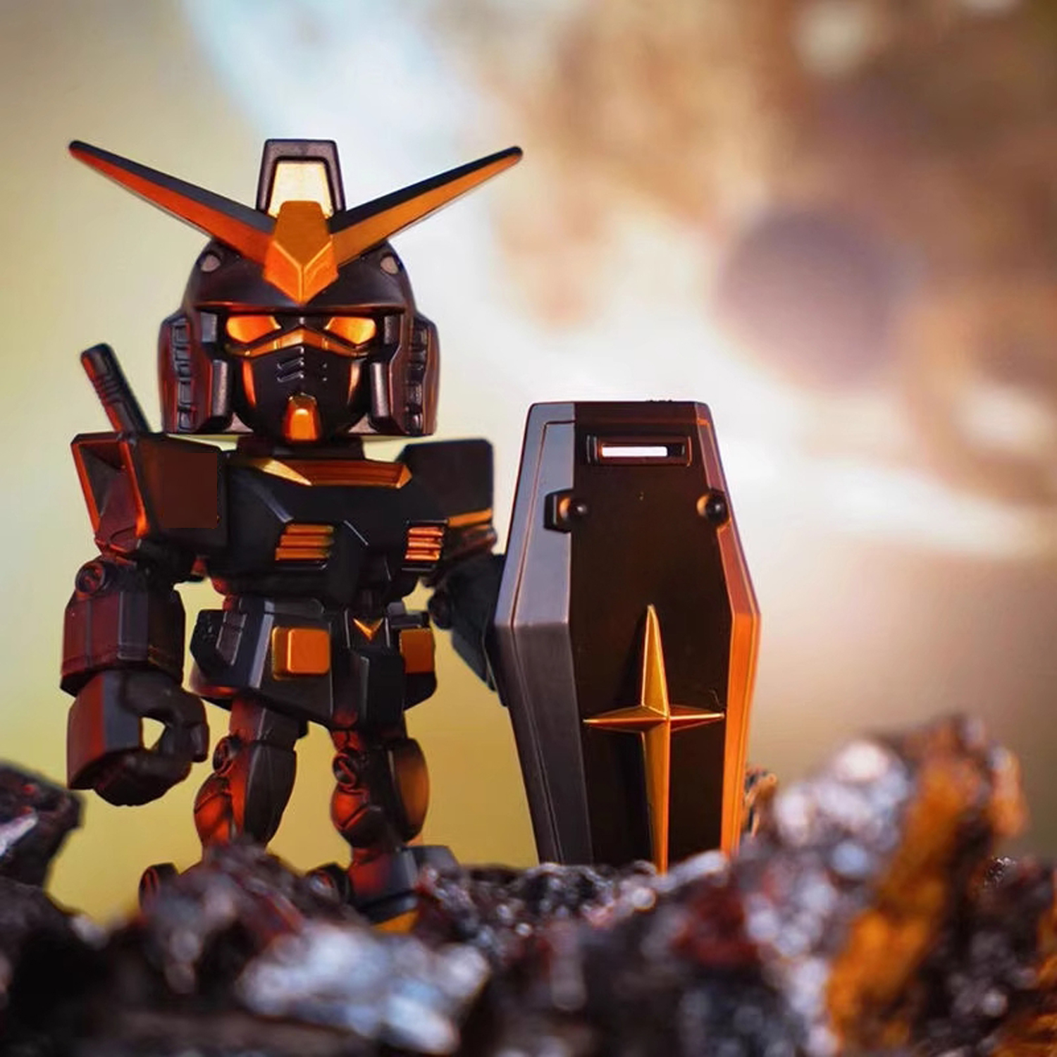 机器人高达周边手办拼装机甲元祖模型黑金儿童礼物桌面摆件车内