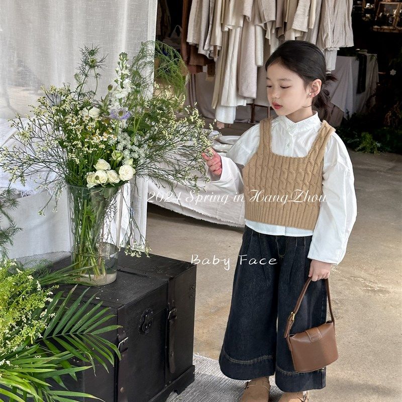 韩国版2024春款女童时髦复古白色衬衫针织吊带马甲洋气阔腿牛仔裤