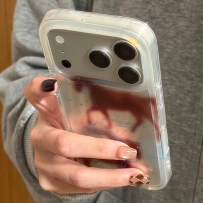 先吉银底极光红晕染蓝线条骏马猫咪苹果17promax手机壳iphone16151413