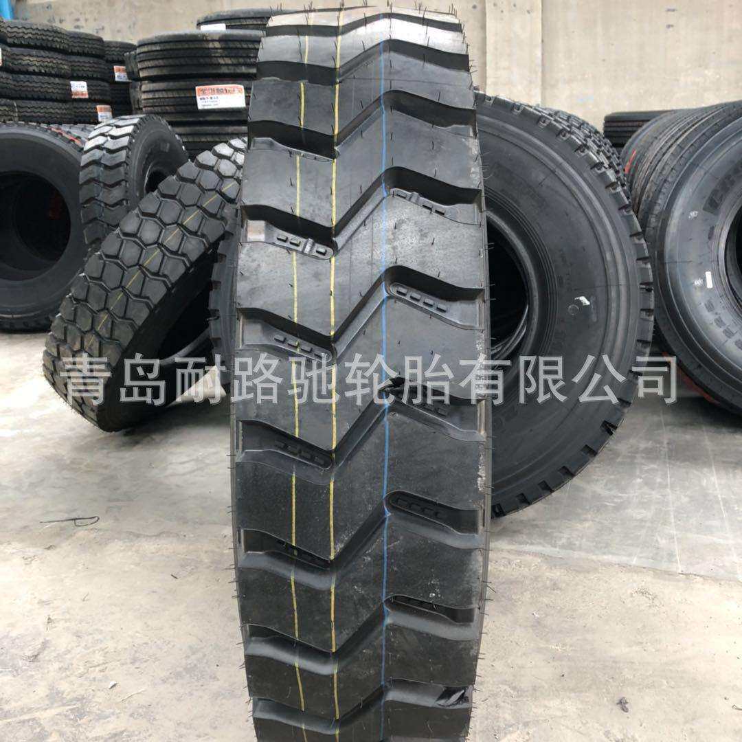 载重卡车货车轮胎1000 1100 1200R20 11/12R22.5全钢丝真空轮胎