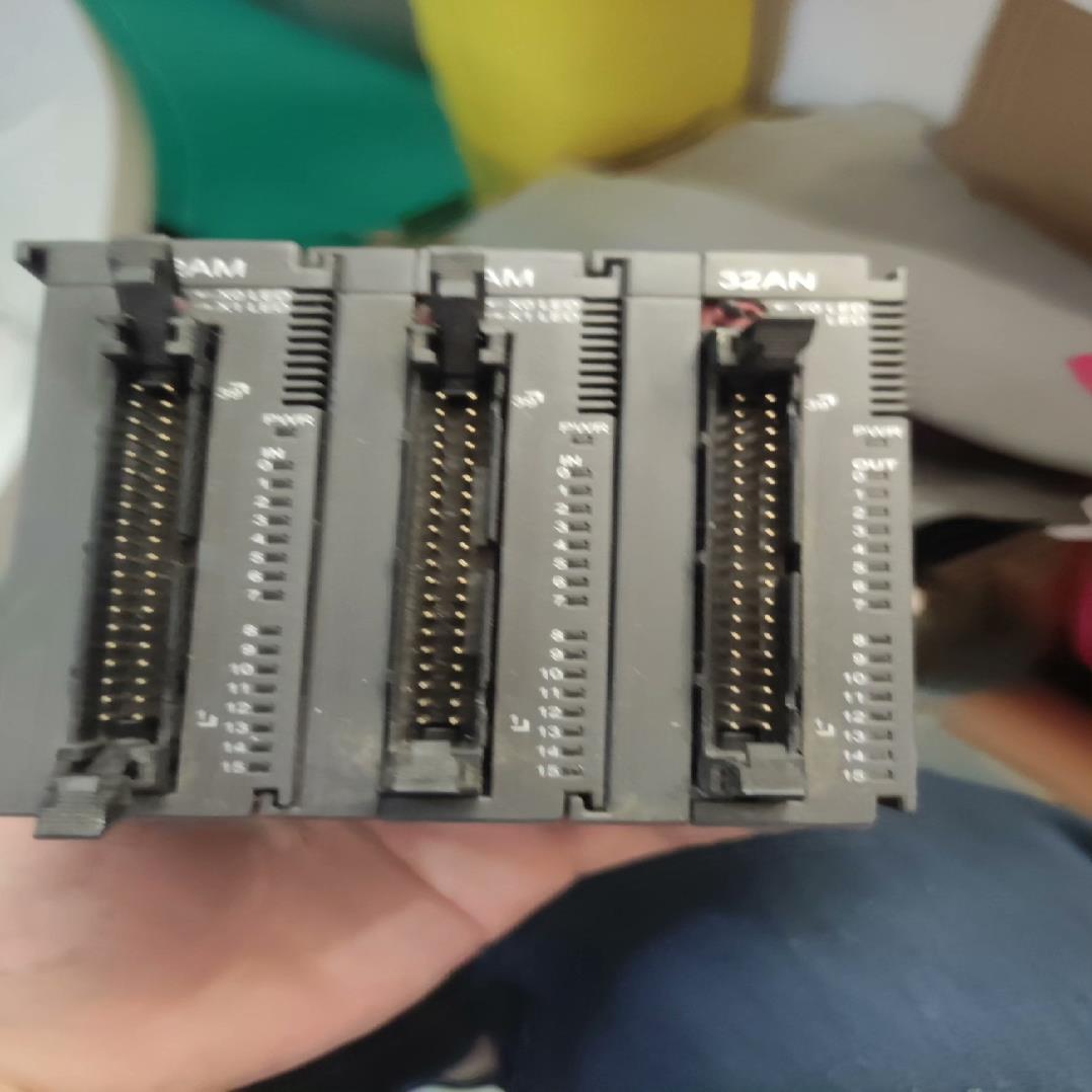 台达AS32AM10N-A模块，功能正常，端子齐全，实物图。~询价