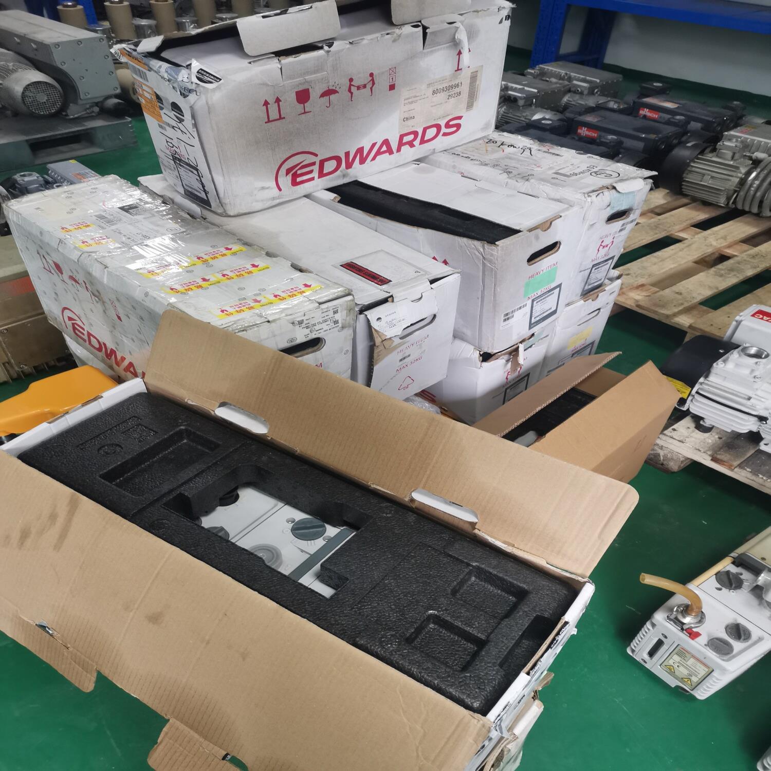 爱德华真空泵爱德华RV3  RV5  RV8  RV12拍前询价