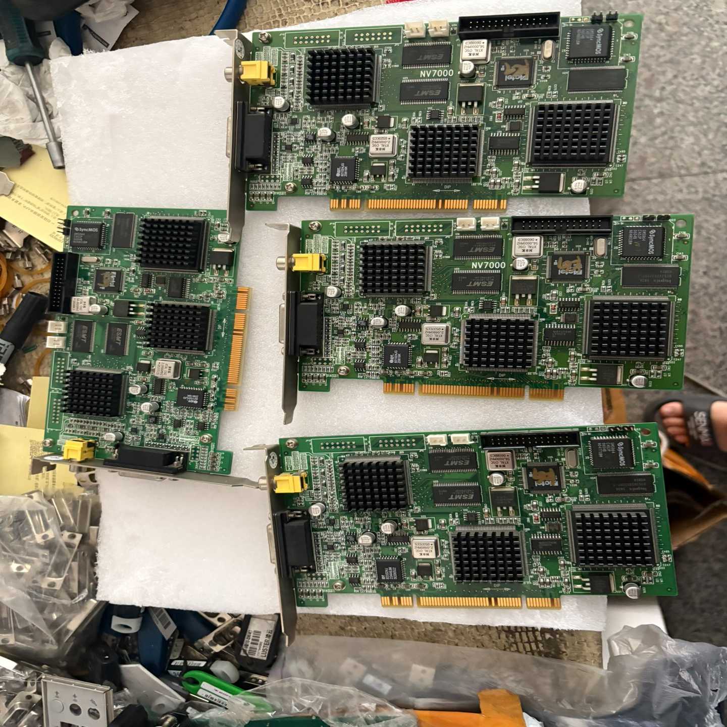 NV7000 C1RT-G还有4片~议价