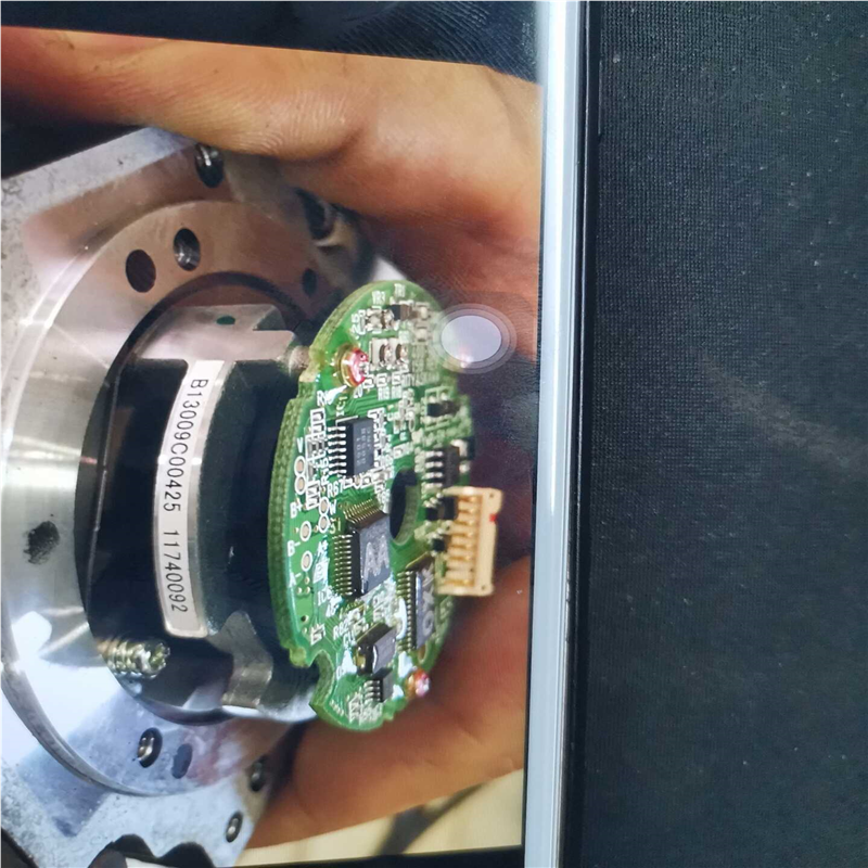 询价拍~安川SGMJV-08AAA61伺服电机，B13009