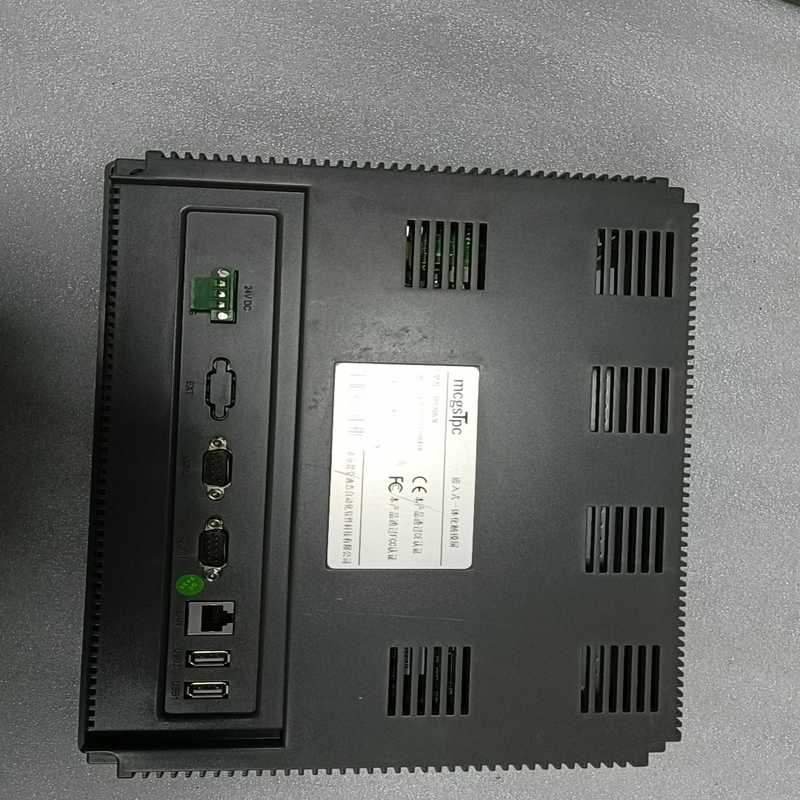 议价昆仑通态 10寸触摸屏 TPC1063E 功能良好，成色漂亮