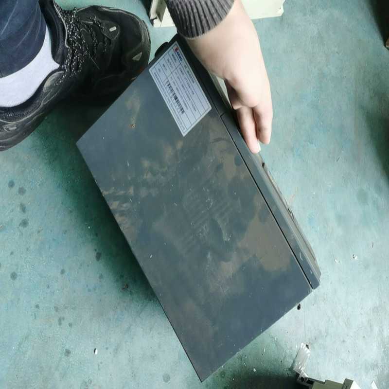 AD800-4T7.5GB/11PB包好 面板旋钮有点破损（耶耶电子）