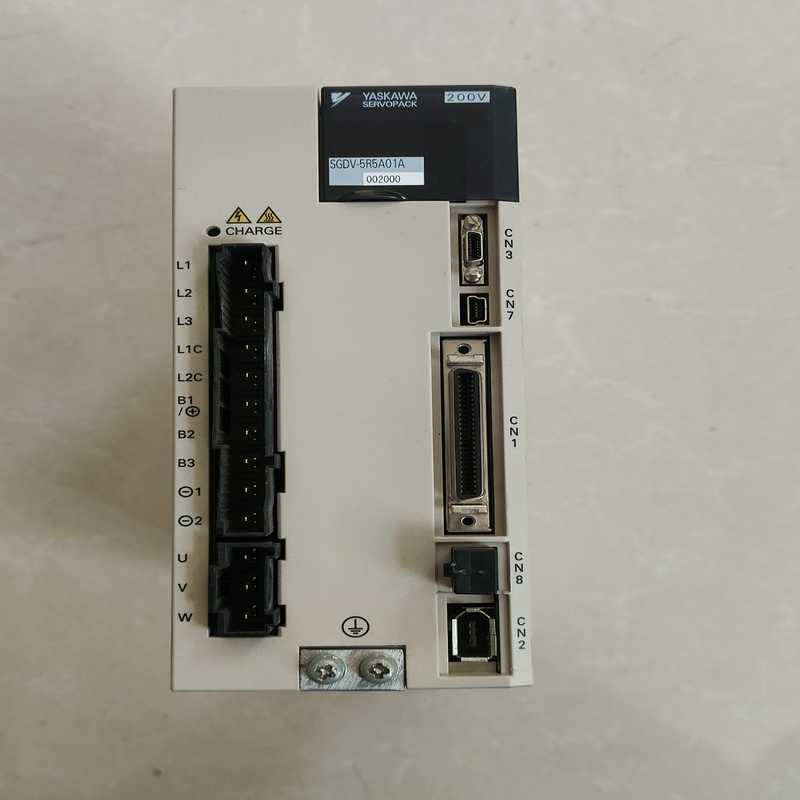 安川SGDV-5R5A01A002000伺服驱动器，750W（崽载电子）