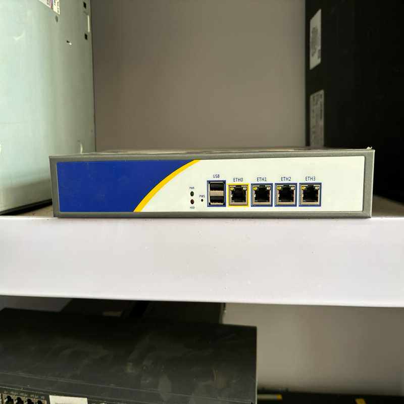 j1900.软路由4千兆网口，4+8g   400（gg设备）