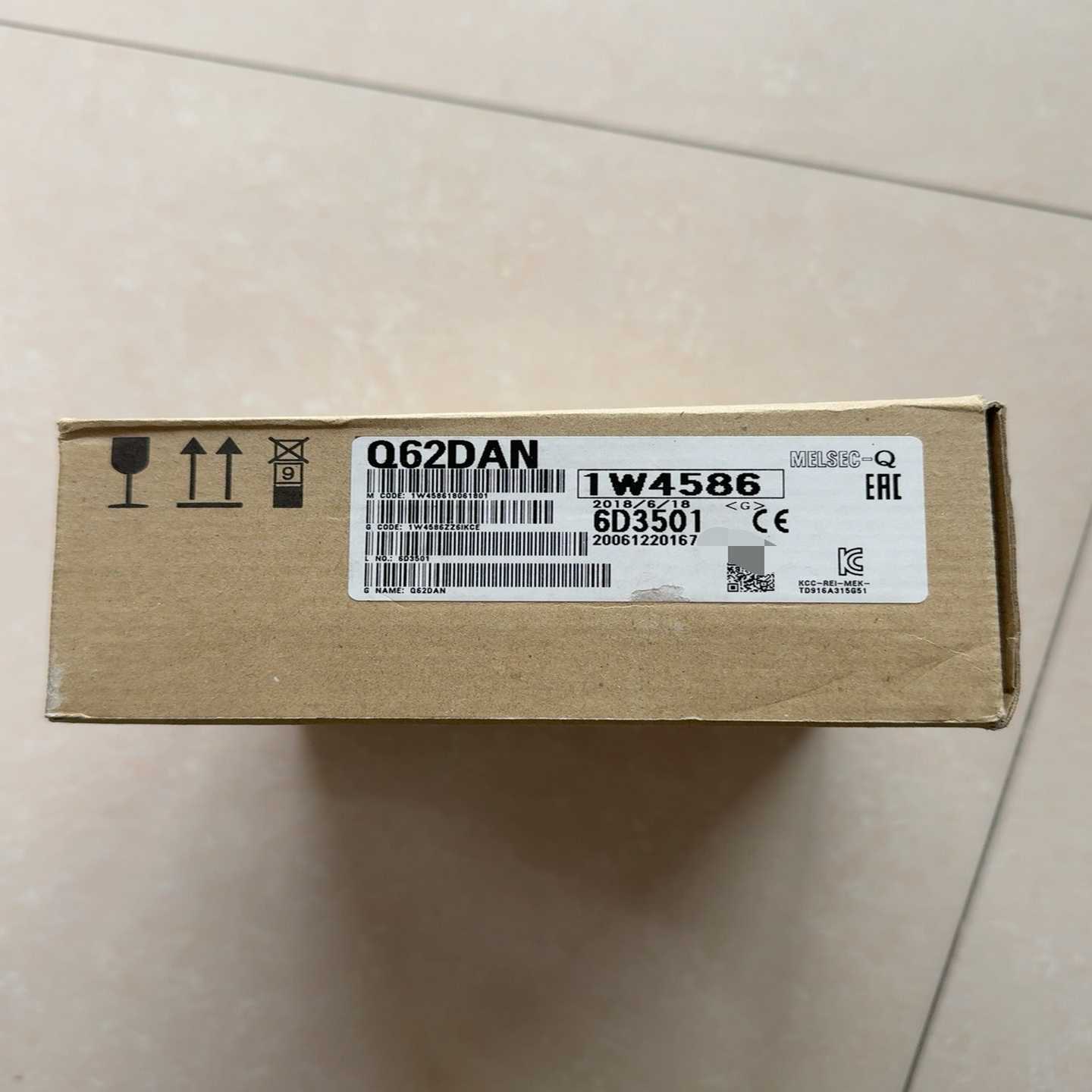 (询价)三菱Q62DAN盒码一致，，，看清楚实物图。