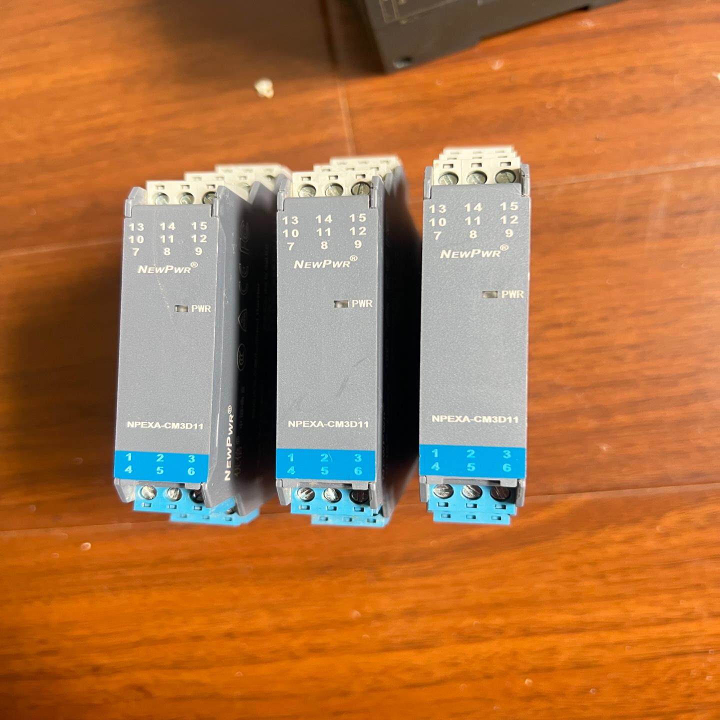 (询价)NPEXA-CM3D11 优倍隔离栅 实图拍摄 成色如图，功