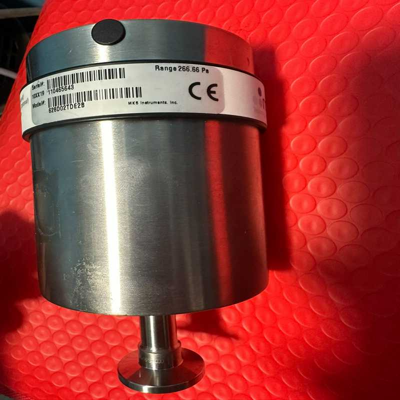 MKS628D02TDE2B真空压力计，量程266.66 P（耶耶电子）