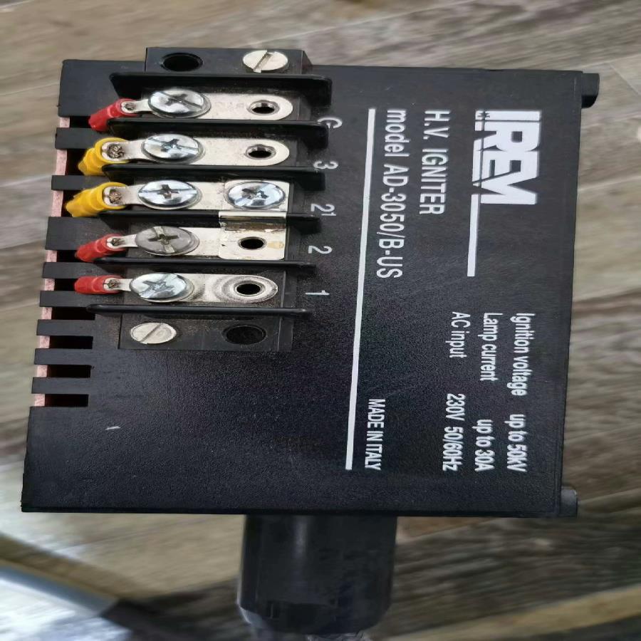 (背呗机械)意大利IREM电源AD-3050A-US件已测试