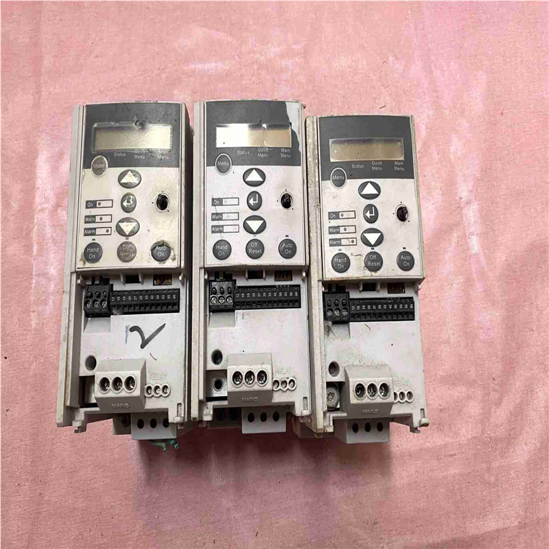 议~海利普变频器HLP-SV系列HV02D243A，拆