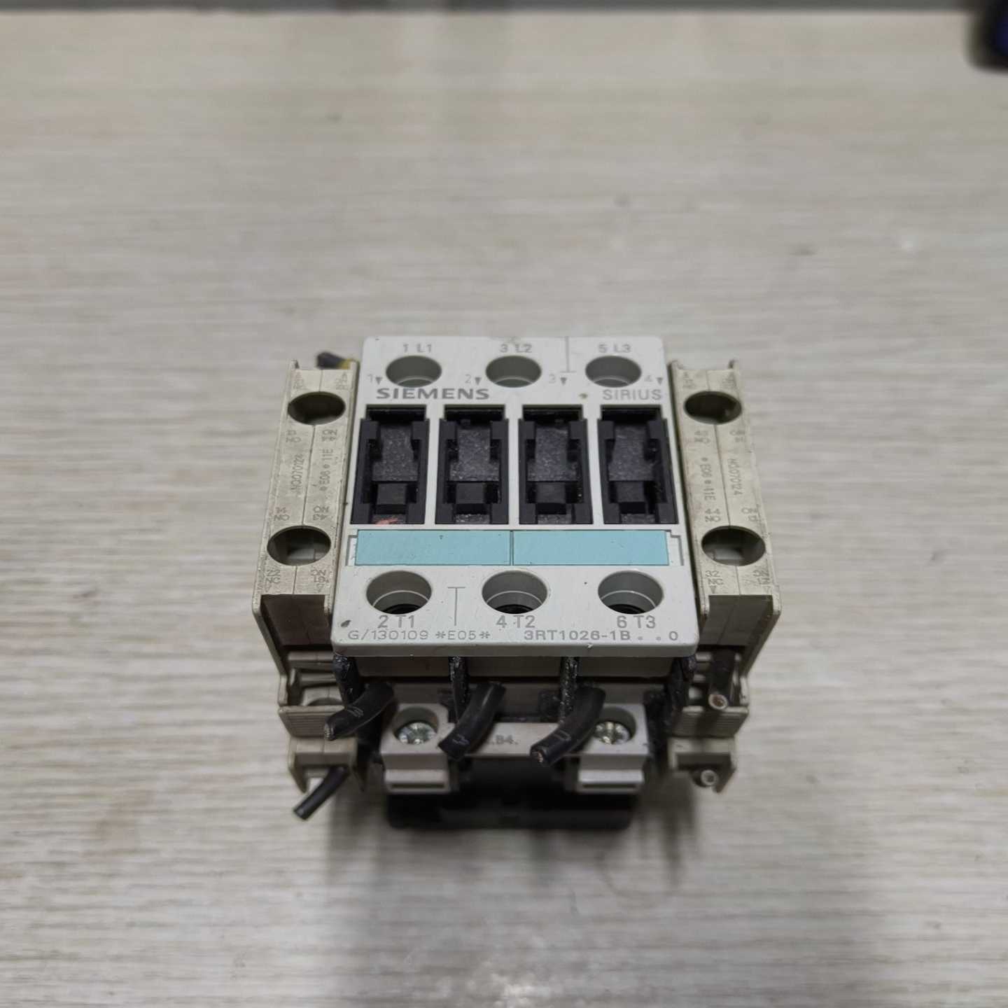 接触器 3RT1026-1B带3RH1921-1DA1~询价