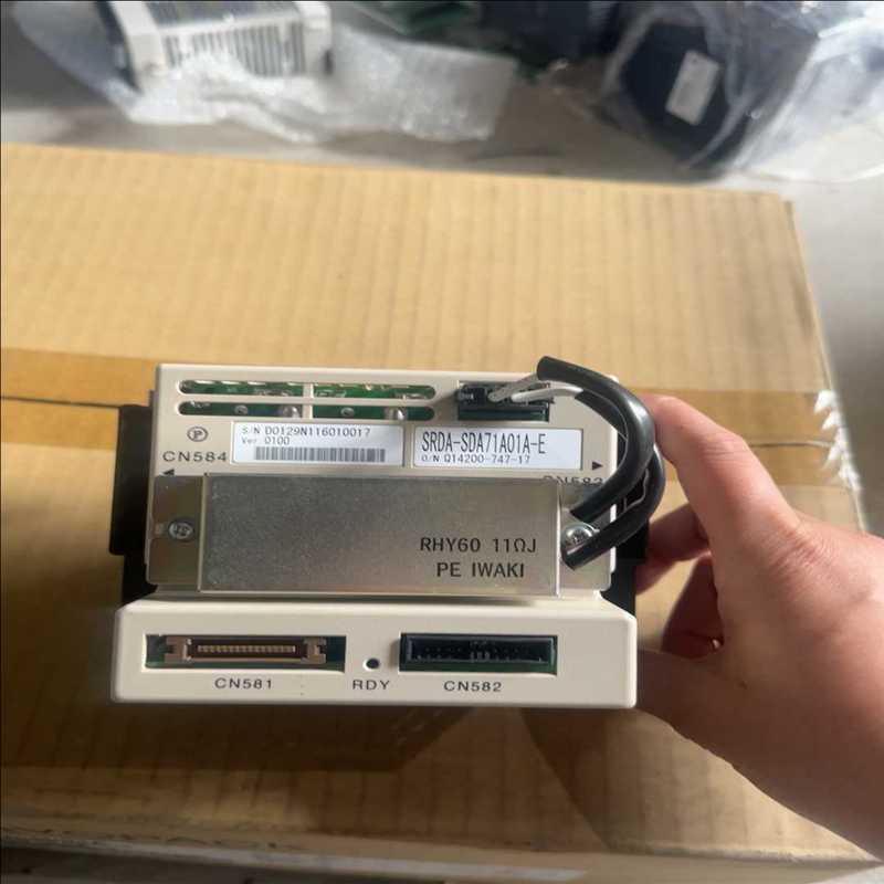 安川SRDA-SDA71A01A-E伺服放大器驱动器议价（耶耶电子）