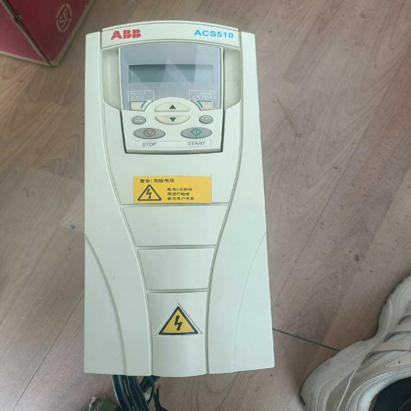 ABB变频器ACS510-01-07A2-4成色如图 包（佳毅工控）