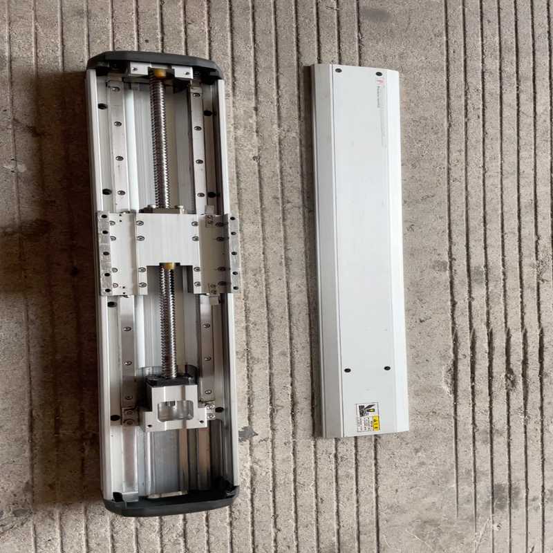 Pi滑台行程400mm，丝杆1510，总长800mm，（崽载电子）