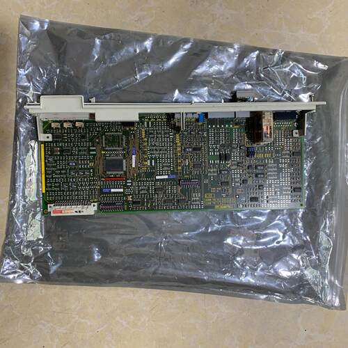 6SN1118-0AD11-0AA1轴卡，角落有磕碰，~询价