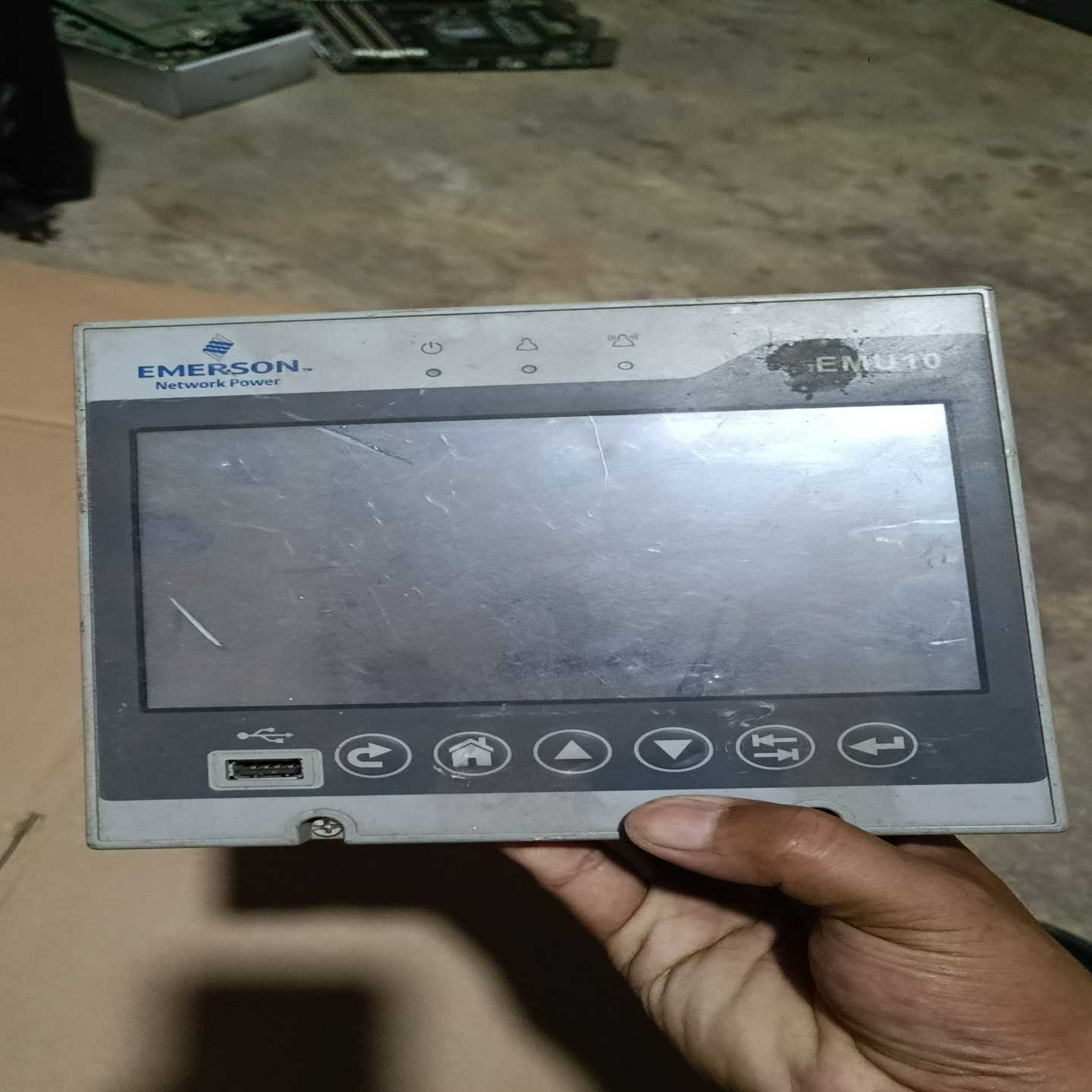 EMU10【侨报商行】