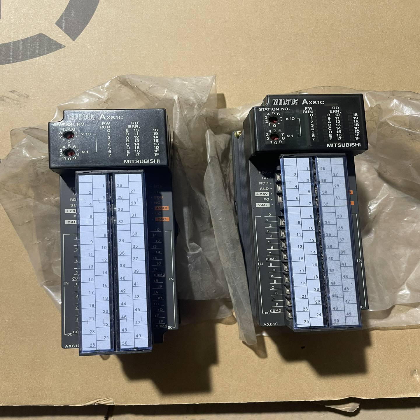 询价~Mitsubishi输入单AX81C，两台一起，