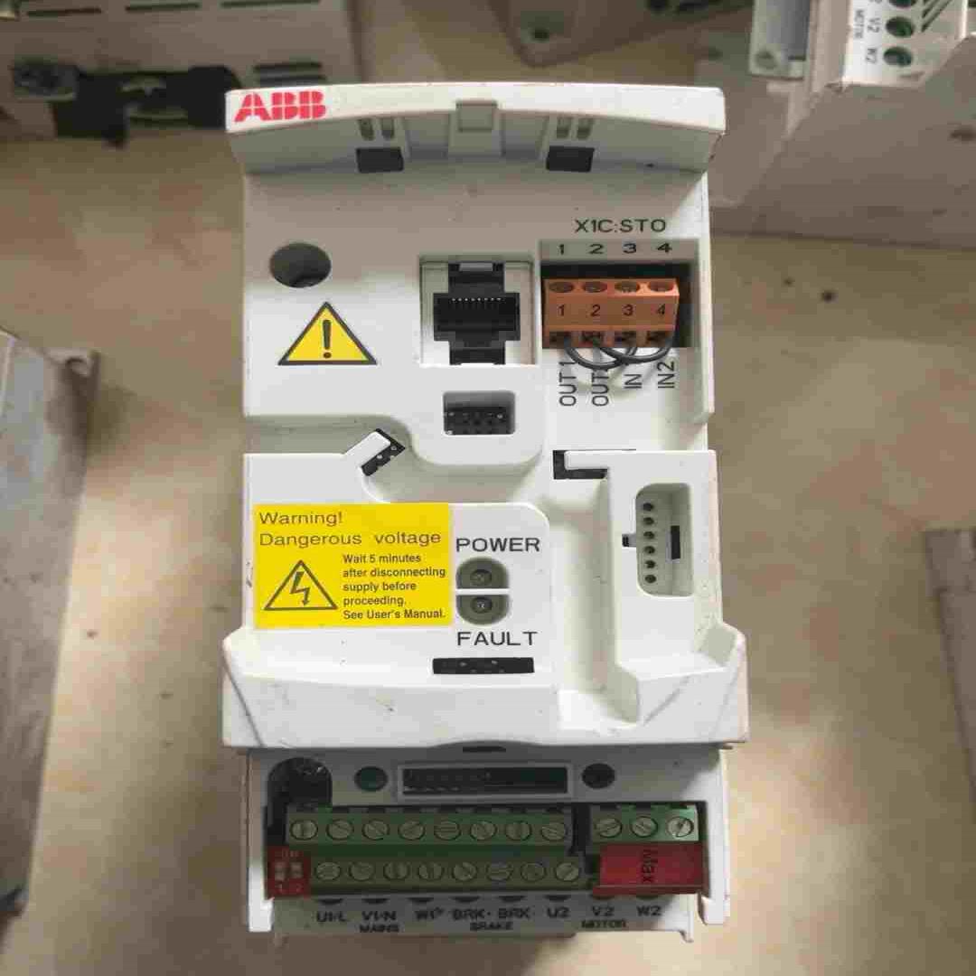 议价ABB变频器ACS355-03E-01A9-4，成色如图，议