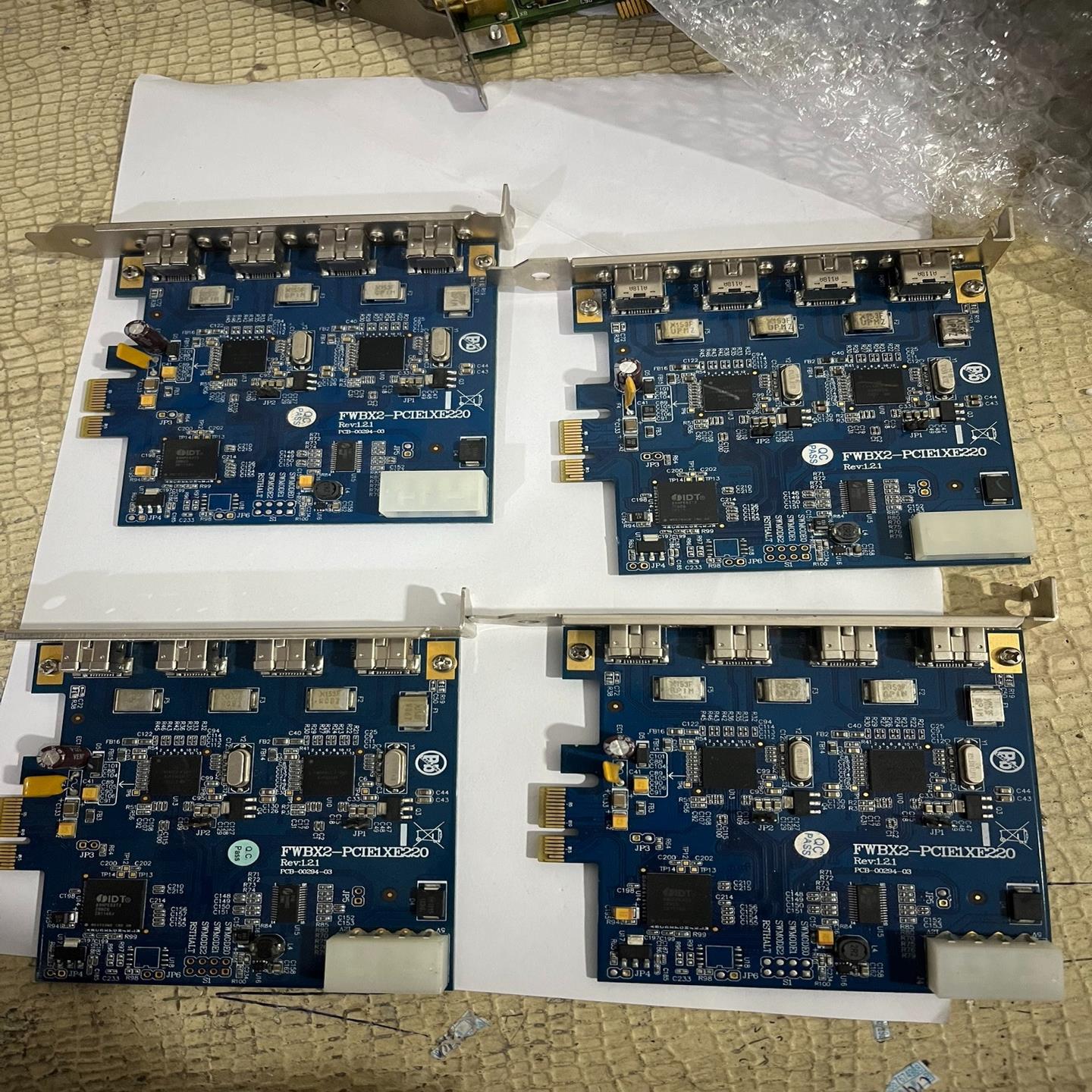 台湾IOI FWBX2-PCIE1XE220图像4路采集卡还~询价