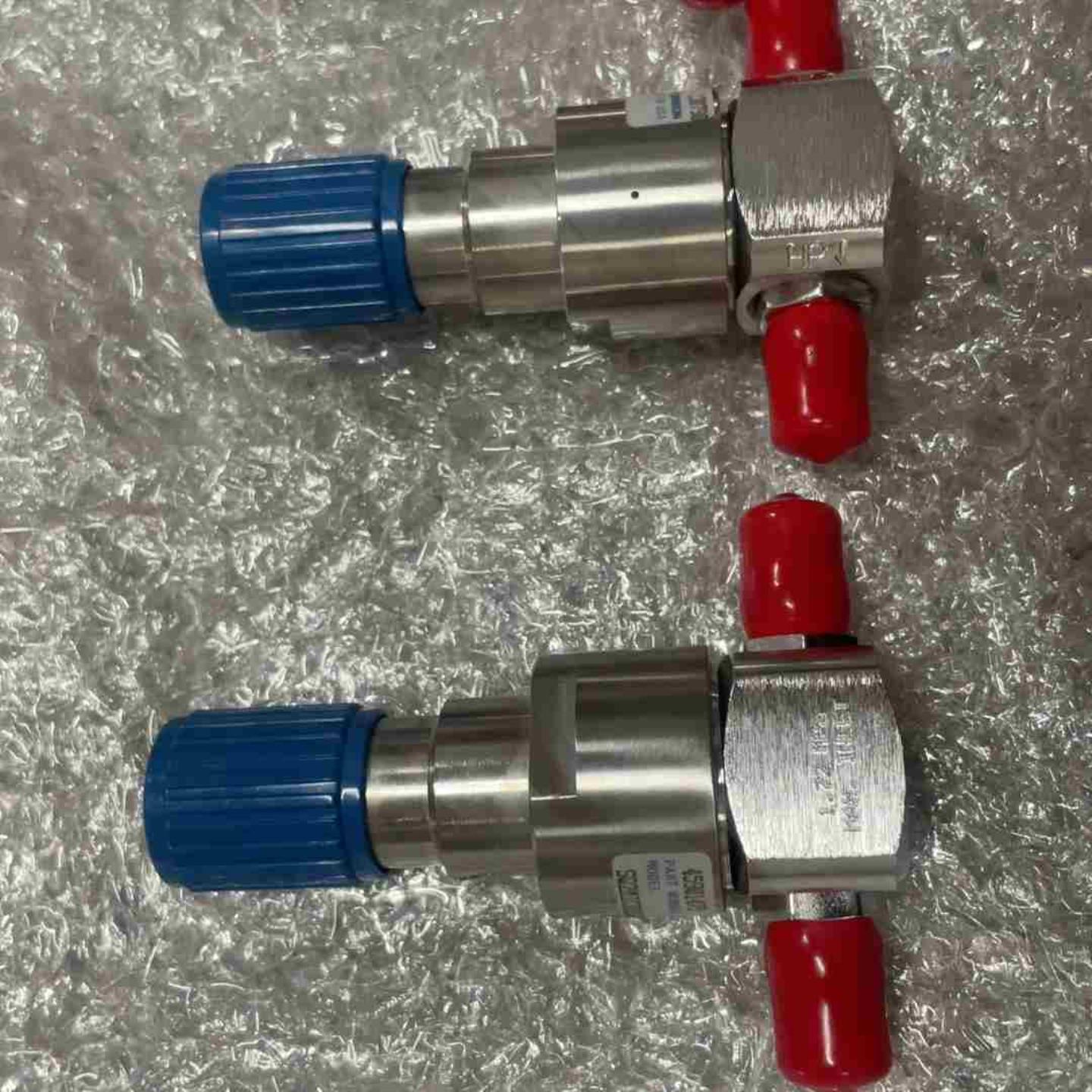 Parker 调压阀 VCR1/4双公头。SQ2MICR06【鑫鑫商铺】