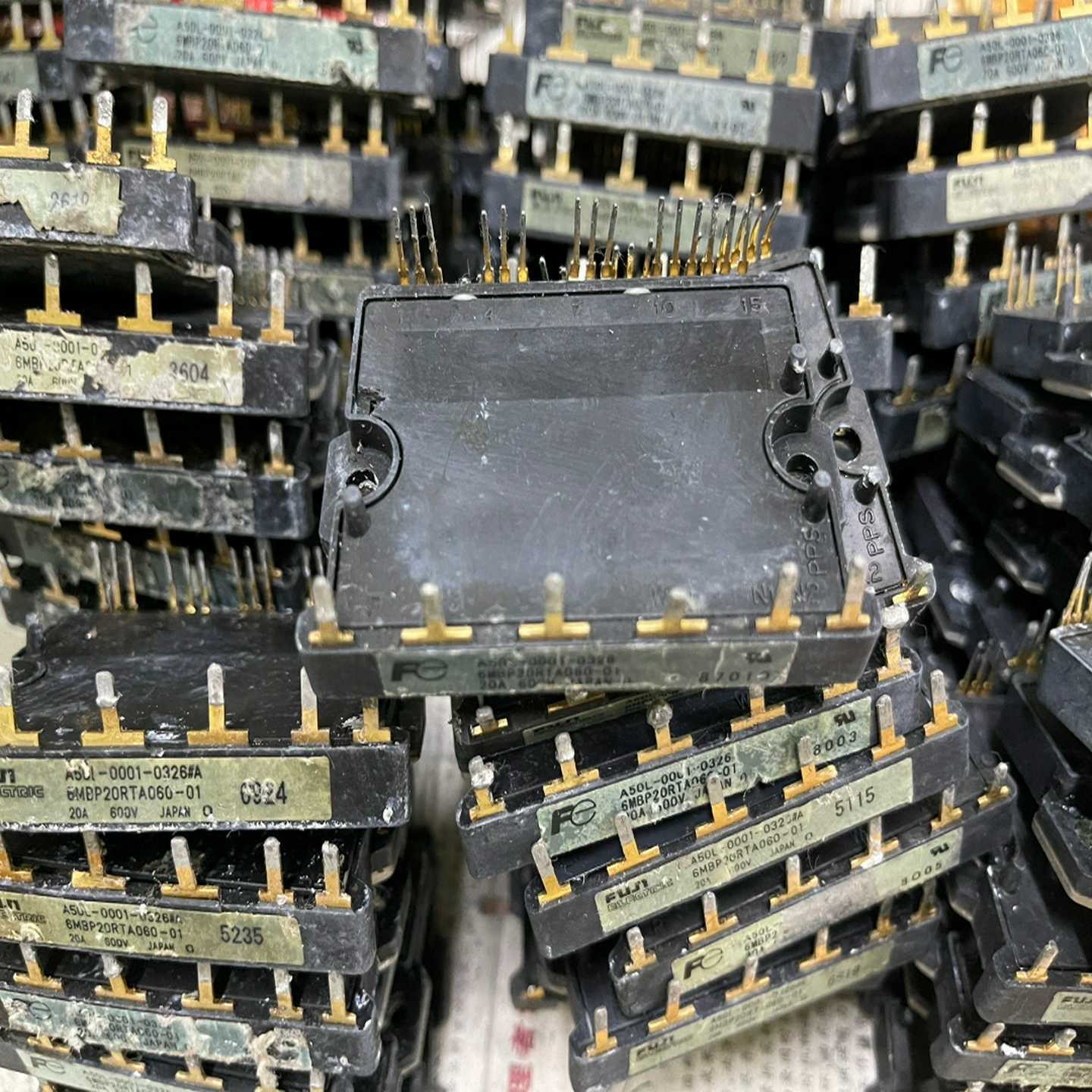 议价产品6MBP20RTA060-01 A50L-0001-0326