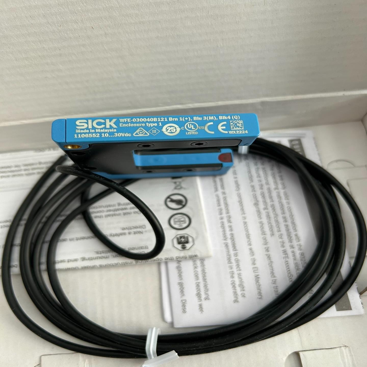 SICK西克WFE-030040B121槽型光电传感器，11~询价