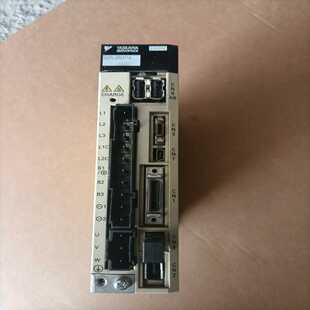 南风商行 安川驱动器 拆机 2R8A11A SGDV