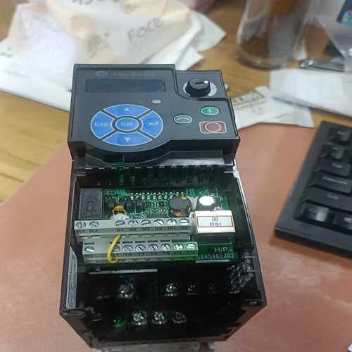 AB 25A-A2P5N114未上机，没有盖板，联系~询价