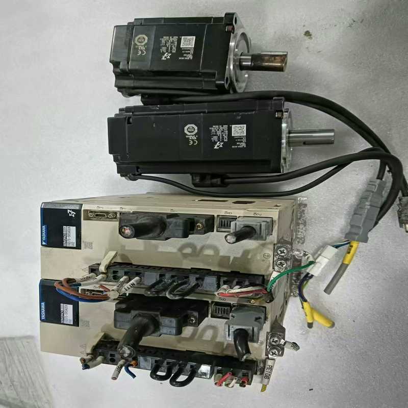 【星慕电子】SGD7S-5R5A00A002 + SGM7J-08AFC