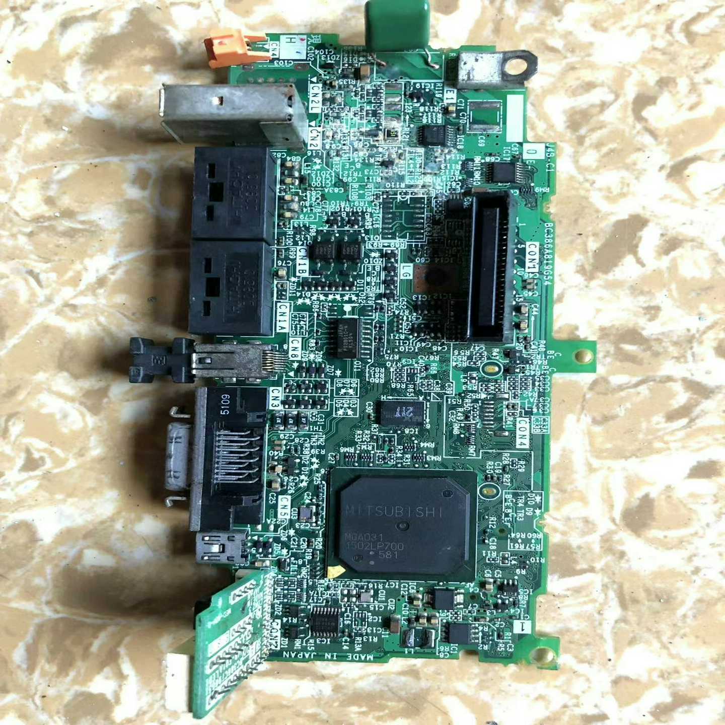 询~主板  MDK 332V-0F   BC386A819H