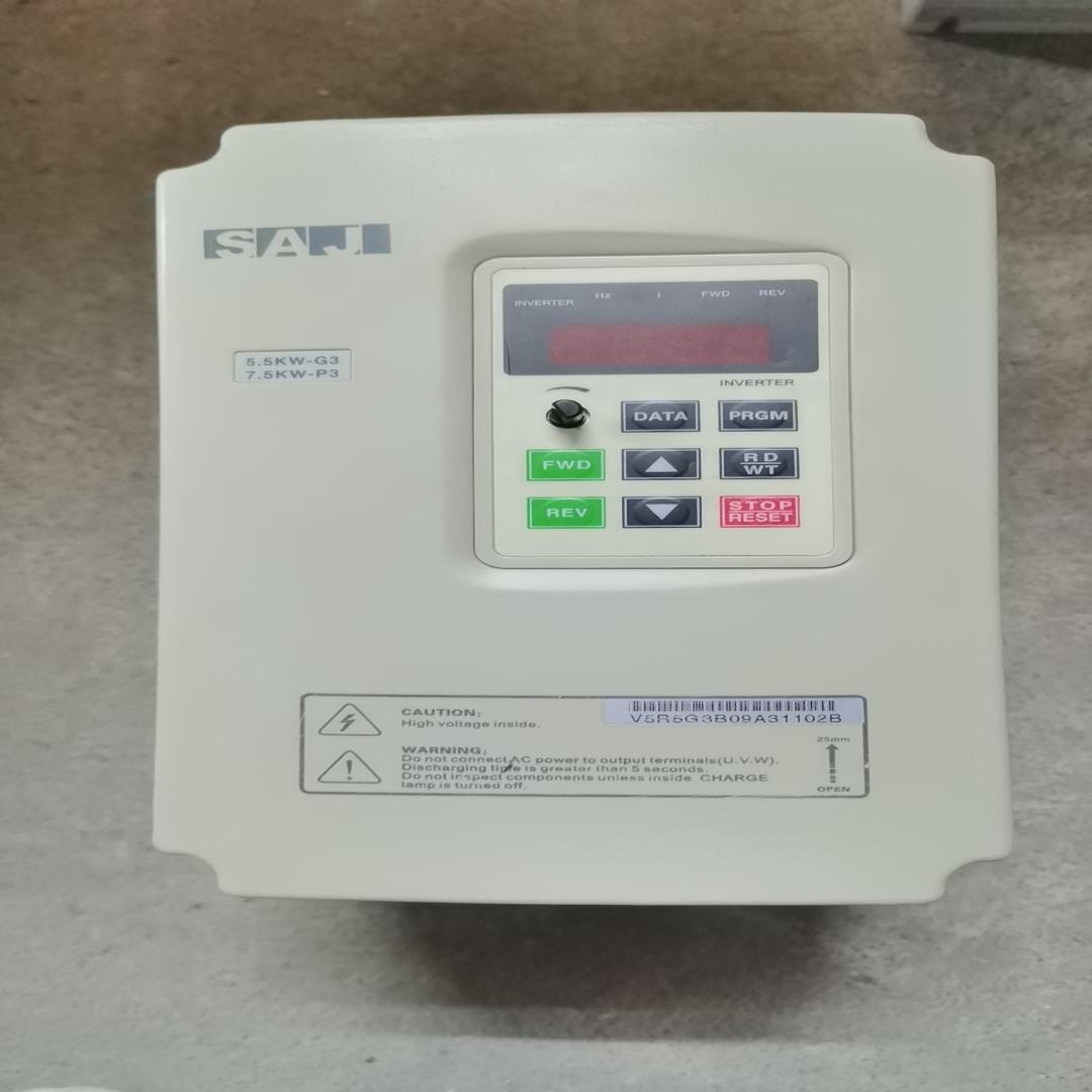 议价~三晶变频器5.5/7.5kw，V5R5G3/V7R5P3，