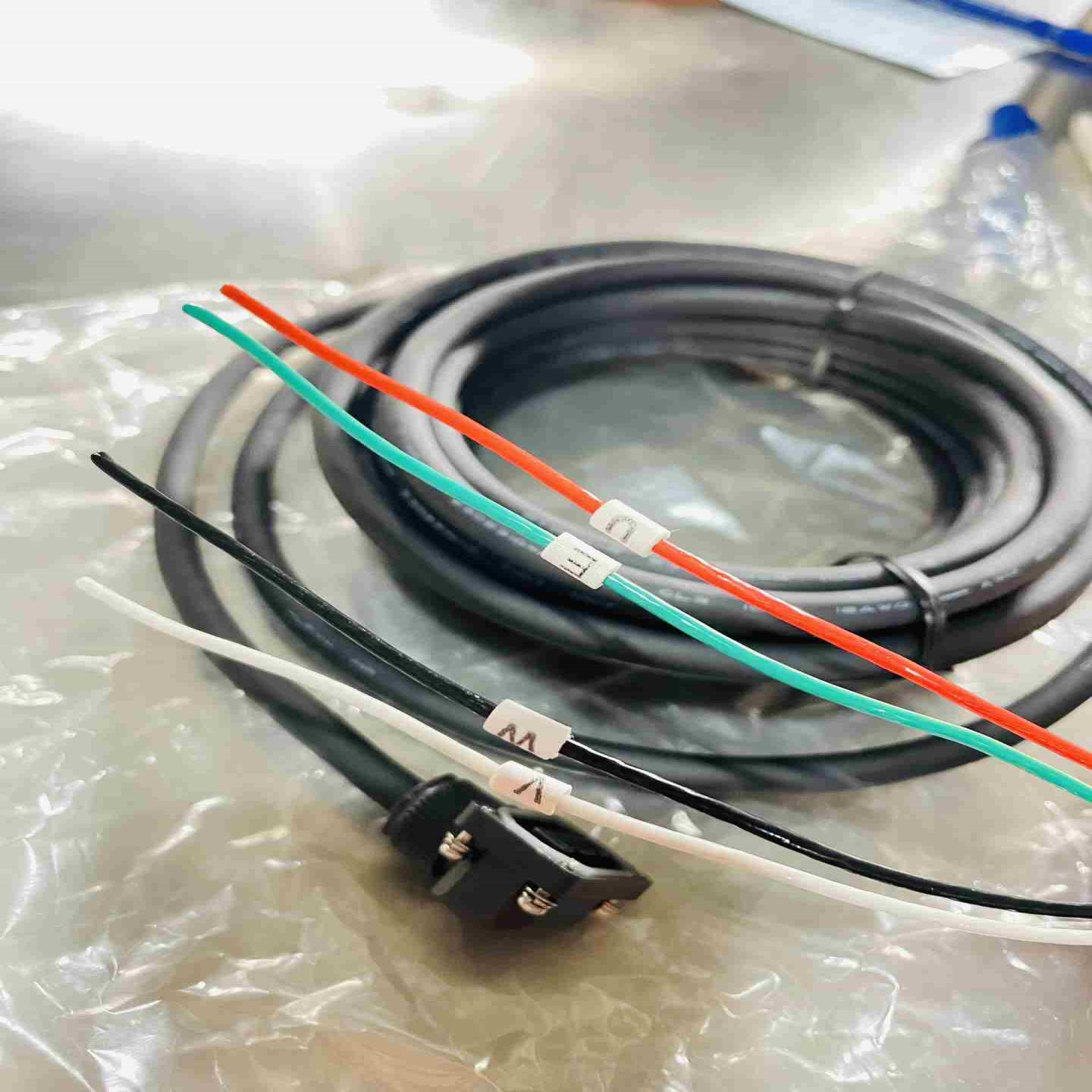 三菱伺服动力线MR-PWS1CBL5M-A1-L库存一根带议价