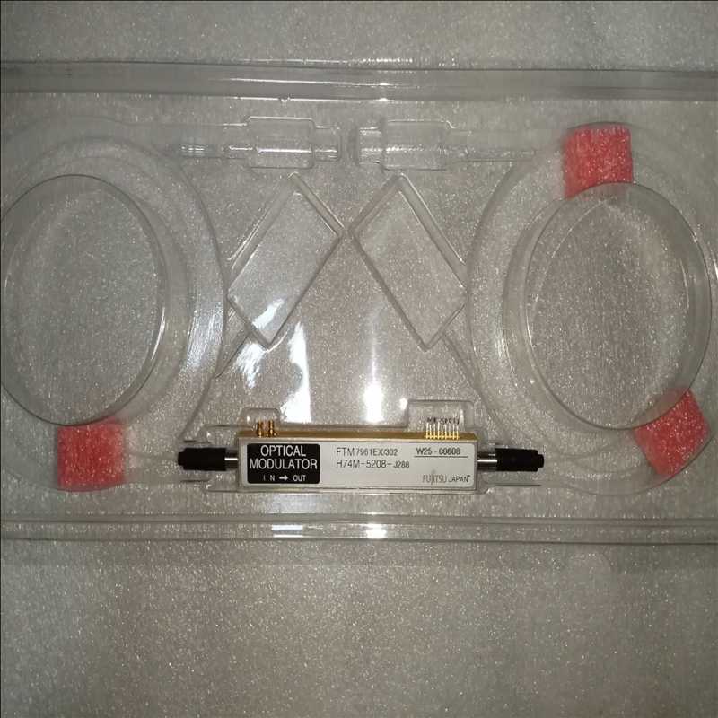 富士通40G两通道调制器。FTM7961EX/302 议价产（耶耶电子）