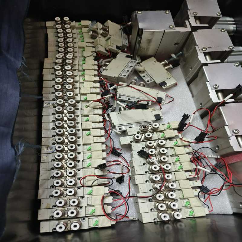 议~CKD电磁阀4GD219-C有48个  剩42个