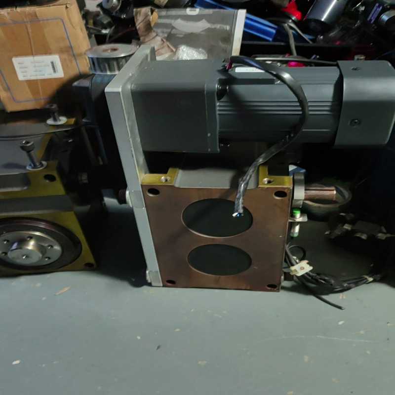 80DF分割器，4工位，6工位，可带电机，也可以单个，价格不~