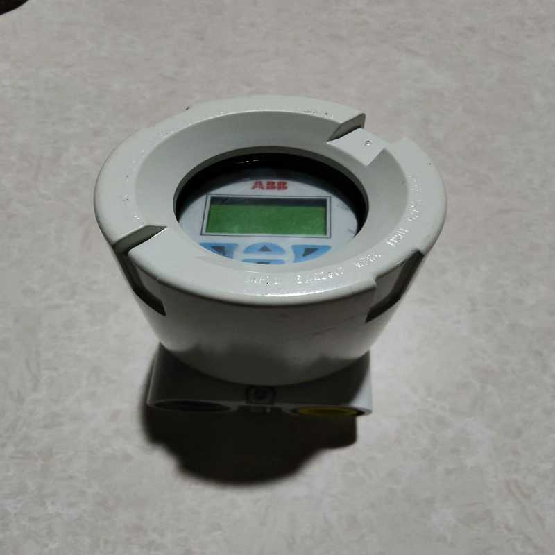 议~ABB温度变送器TTF300 E1C2,成色如图,正常件