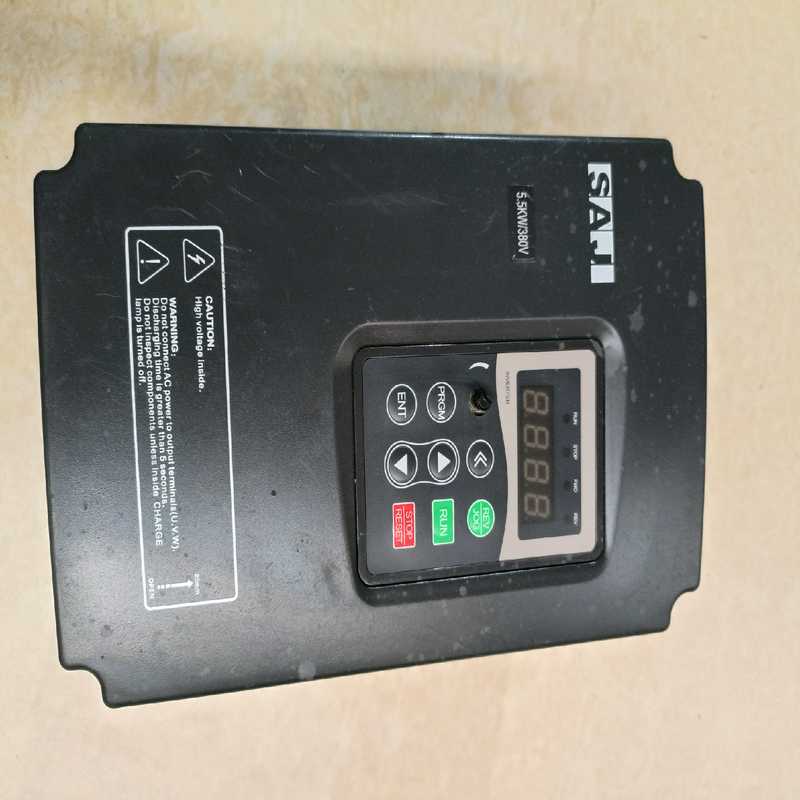 8000B-4T5R5GB/7R5PB 三晶变频器5.5KW（夫美商行）