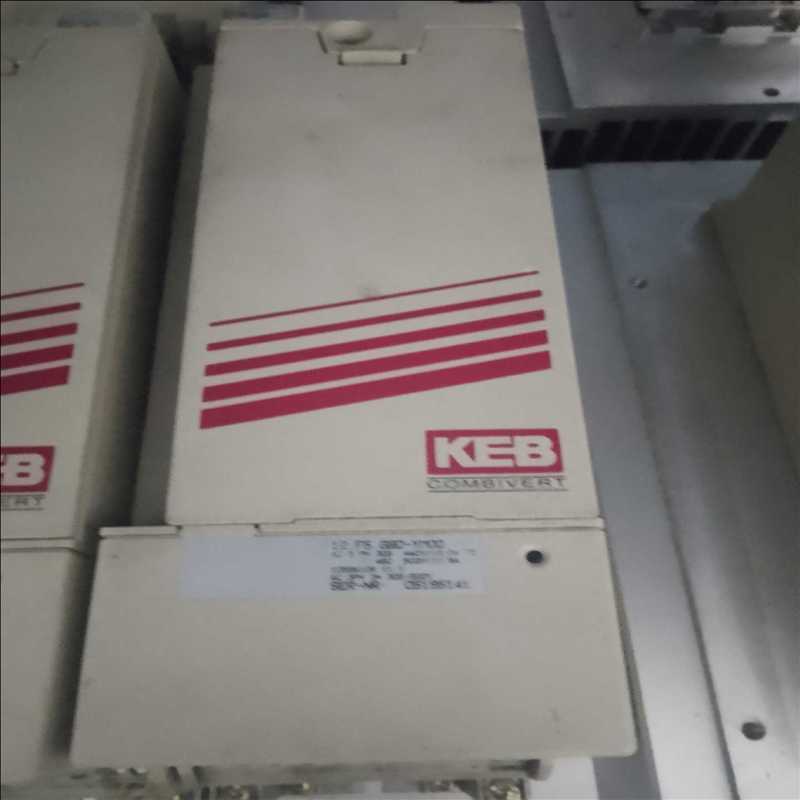 12F5GBD-YM00科比变频器，功能包好。（耶耶电子）