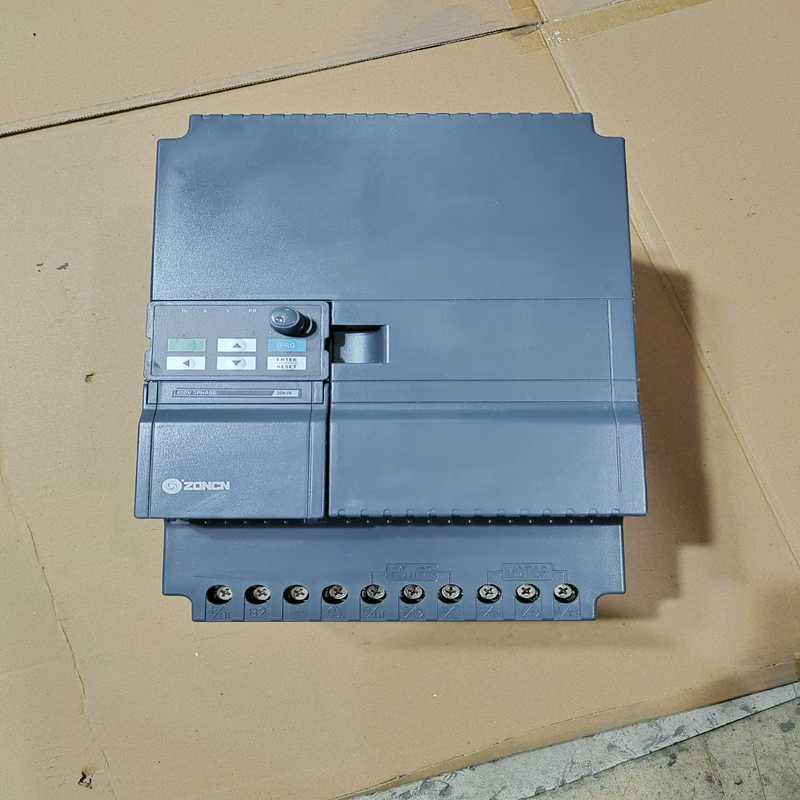 议价众辰变频器30KW，Z2400-30P，原装拆机，功能包好，