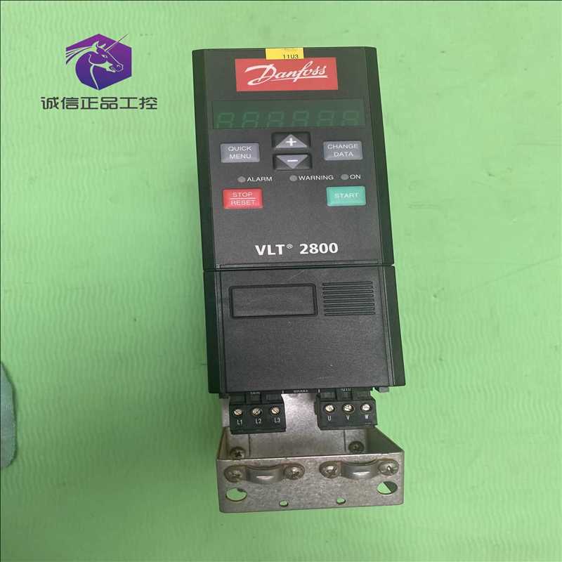 丹佛斯变频器VLT2811PT4B20STR1DBF00A0（崽载电子）