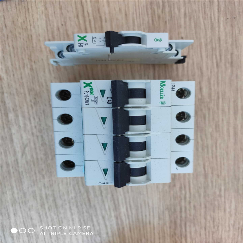 询价~穆勒开关PL10-C40/4